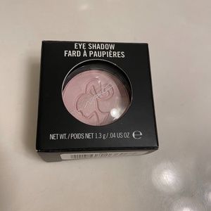 Barbie Loves MAC Cosmetics Eyeshadow Whistle New In Box Rare Limited Edition